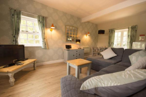 Tissington Cottage- Darwin Lake Holiday Village